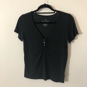 american eagle black button up t-shirt